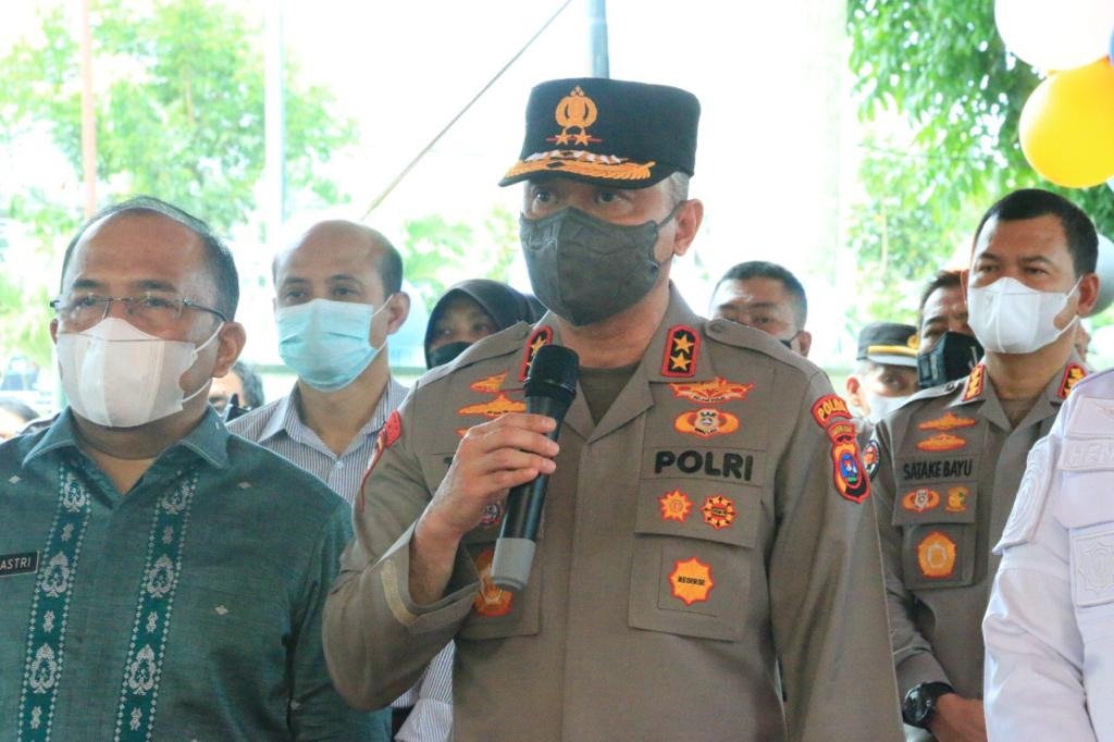cegah penyebaran omicron kapolda sumbar ajak masyarakat perkuat 6m 23173