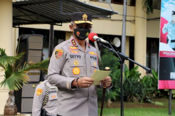 cegah varian omicron kapolda ntt imbau seluruh anggota patuh dan taat prokes 18329