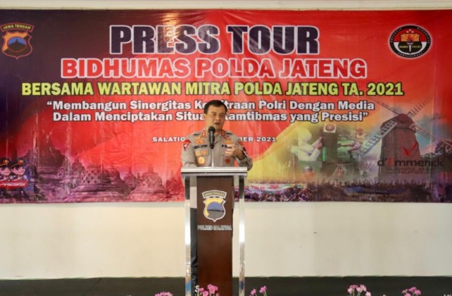 central java regional police holds press tour in salatiga in order to strengthen partnership with media 44489