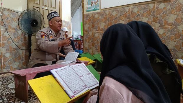 cerita aiptu nana ajarkan mengaji anak anak dan lansia hingga bersedekah 82977