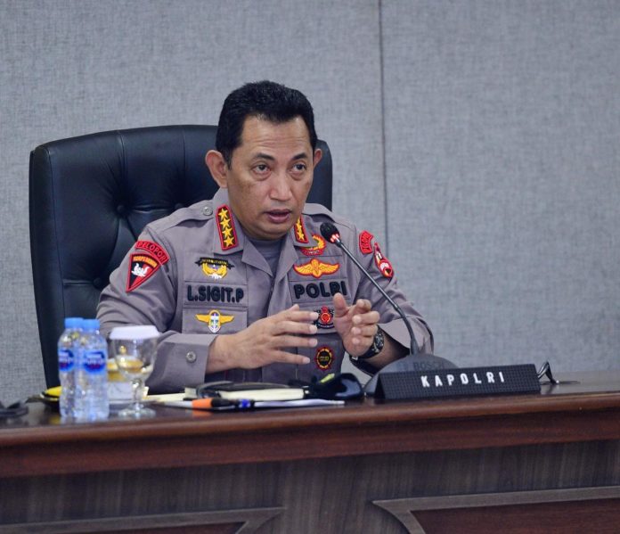 chief of indonesian national police advised chiefs of regional police to maximise micro ppkm and lead economic recovery 39119