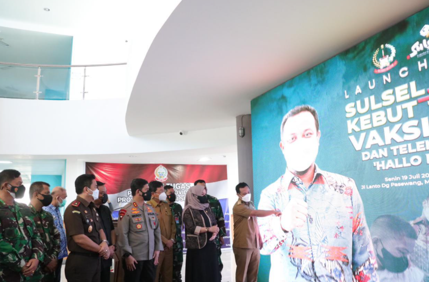 chief of south sulawesi regional police we are ready to support and succeed speeding vaccination program in south sulawesi 40797