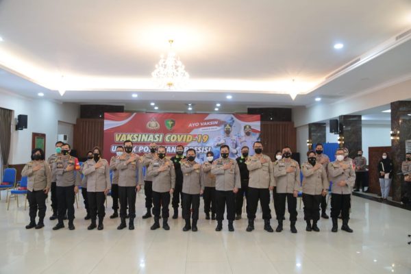 ciptakan herd immunity perwira tinggi mabes polri jalani vaksin covid 19 tahap 1 30694