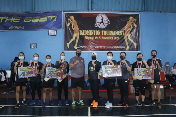 dalam rangka hari sumpah pemuda polda papua gelar turnamen badminton bhayangkara cup 11657