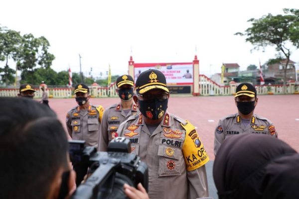 dalam rangka hut ri ke 75 polda sumut gelar bhakti sosial serentak bantu masyarakat terdampak covid 19 34959