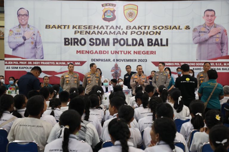 dalam rangka rakorbin sdm dan pns polri biro sdm polda bali gelar baktikes dan baksos 65787