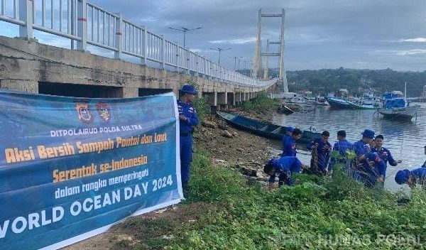dalam rangka world ocean day ditpolairud polda sultra bersih bersih pantai dan laut 75034