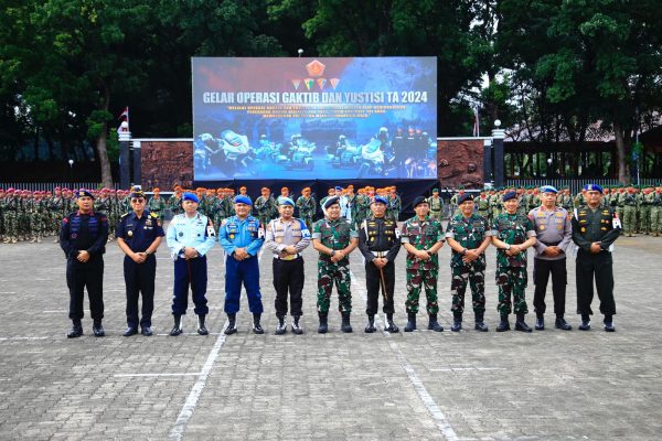 danpuspom pimpin upacara gelar ops gaktib dan ops yustisi 71107