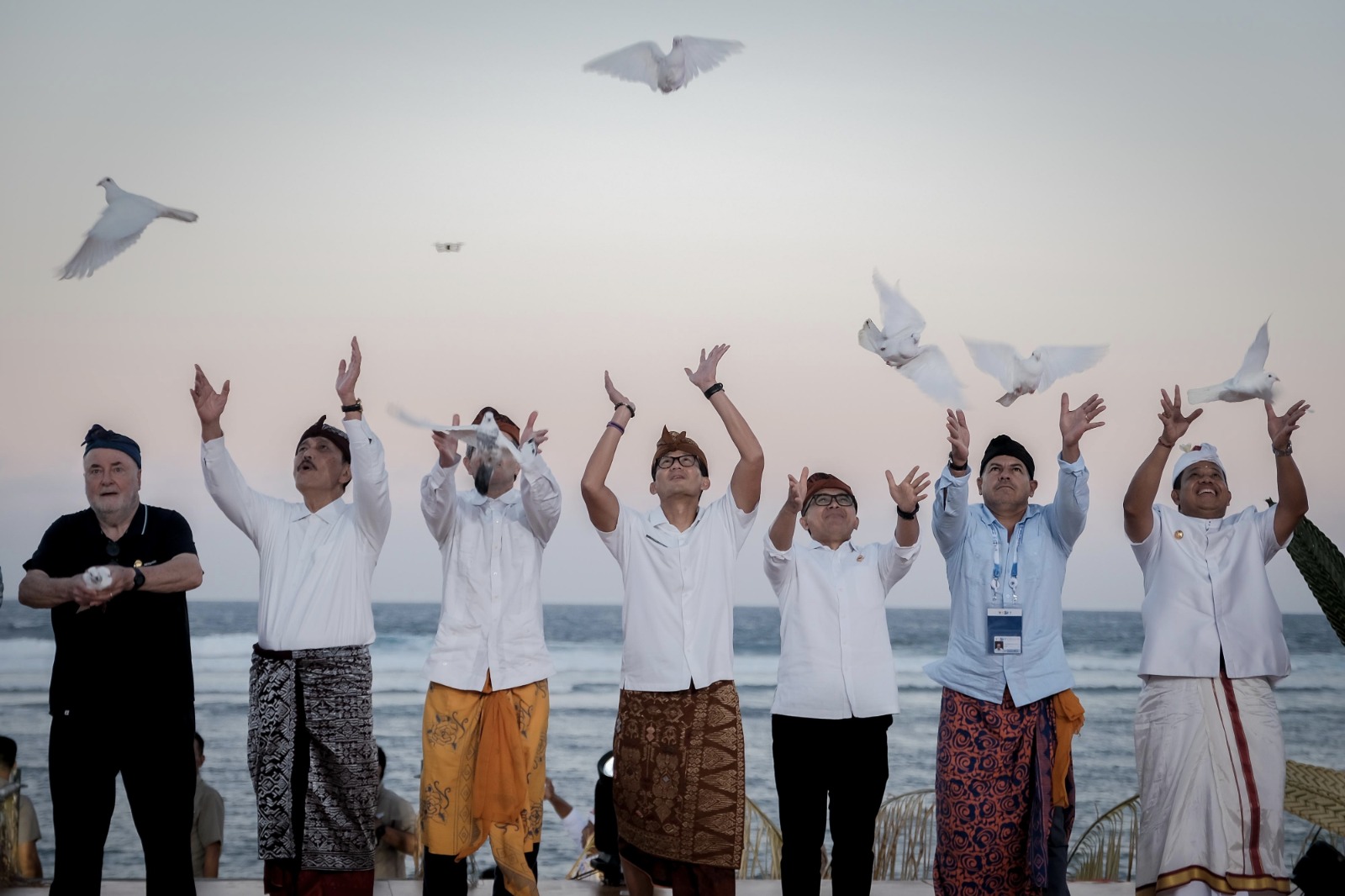 delegasi world water forum ke 10 terpukau balinese water purification ceremony 74153