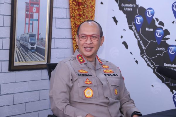 demi terciptanya situasi kamtibmas yang aman dan damai di bulan suci ramadan kapolda sumsel pimpin apel gabungan 71464