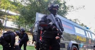 densus 88 succeded in arresting five terrorist who spread terrorist propaganda 45203