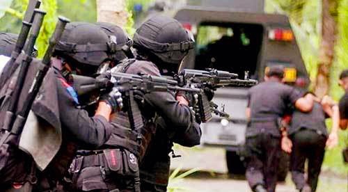 densus 88at tangkap 12 teroris di wilayah jatim 30662