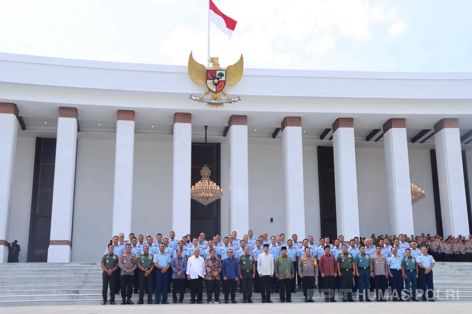 di ikn presiden minta maaf ke tni polri 78738
