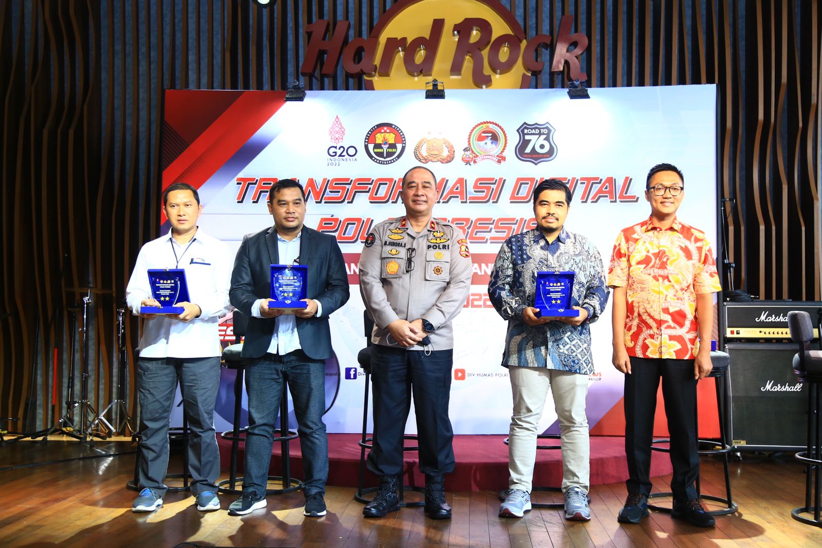 dialog interaktif kadiv humas polri maanfaatkan digitalisasi polri 47550