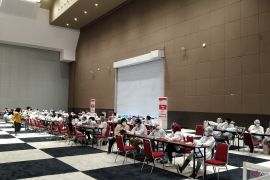 dibantu pihak kepolisian dan tni target vaksinasi di sumsel dapat memuaskan 23345