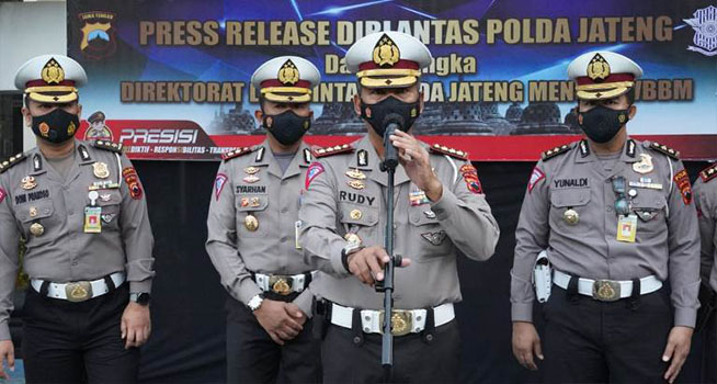 directorate of traffic corps of central java regional police held a rally campaigning wbk towards wbbm programme 38984