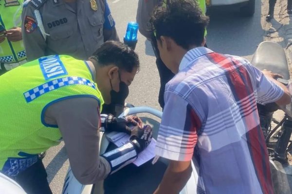 dirlantas polda sumatera utara gelar operasi lantas di jalan sm raja medan 71489