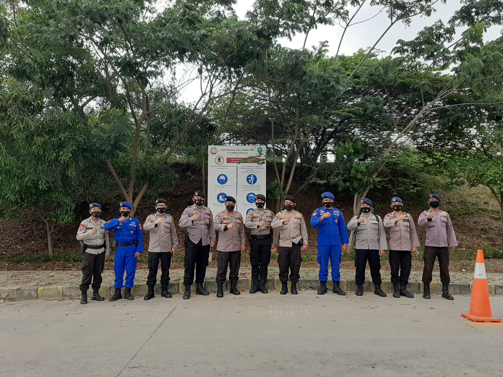 dirpamobvit polda banten silahturahmi sekaligus lakukan asistensi di pt cemindo gemilang 9787
