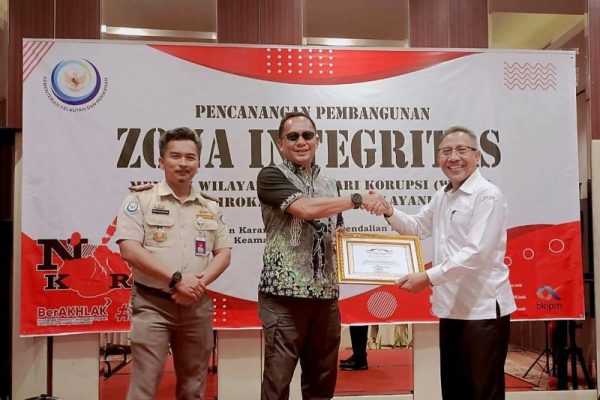 dirreskrimsus polda jambi raih penghargaan dari kementerian kelautan dan perikanan ri 49814