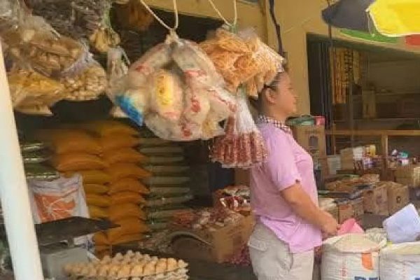 disperindag biak numfor sebut persediaan bahan pokok cukup hingga lebaran 70390