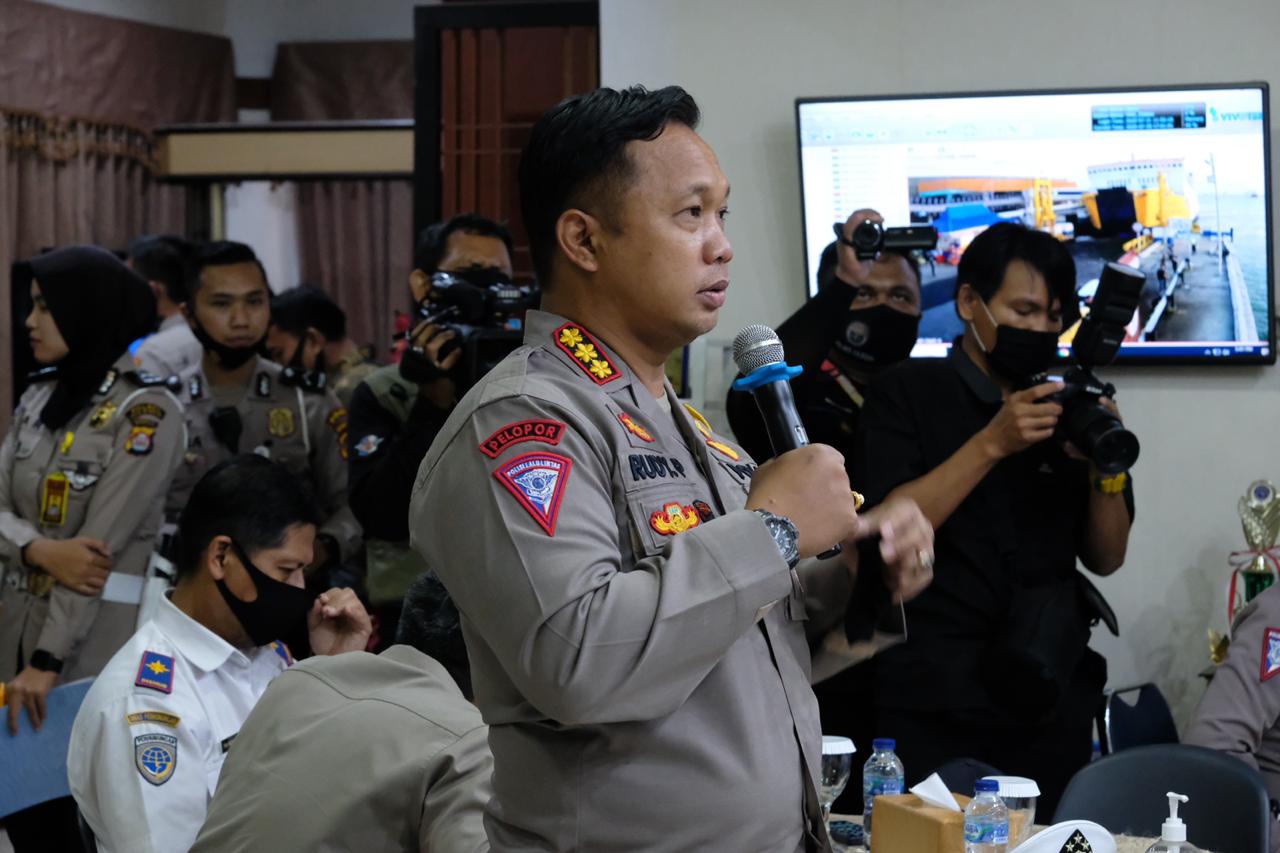 ditlantas polda banten gelar patroli beri himbau protkes 33103