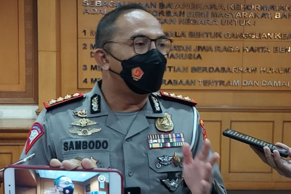 ditlantas polda metro jaya kerahkan 200 personel jaga perayaan imlek 23119