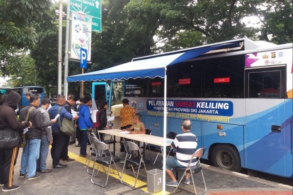 ditlantas polda metro jaya sediakan 14 layanan samsat keliling hari ini rabu 09 juni 2021 20182