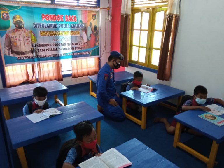 ditpolairud ajak anak anak gemar membaca 17968