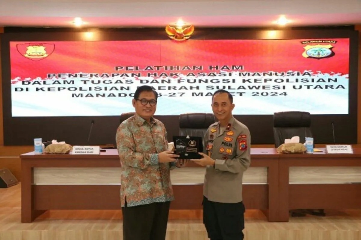 divhukum polri dan komnas ham gelar pelatihan di polda sulut 71852