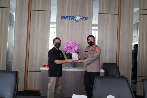 divisi humas polri sambangi kantor media group guna wujudkan pemberitaan tanpa sara dan hoaks 36857