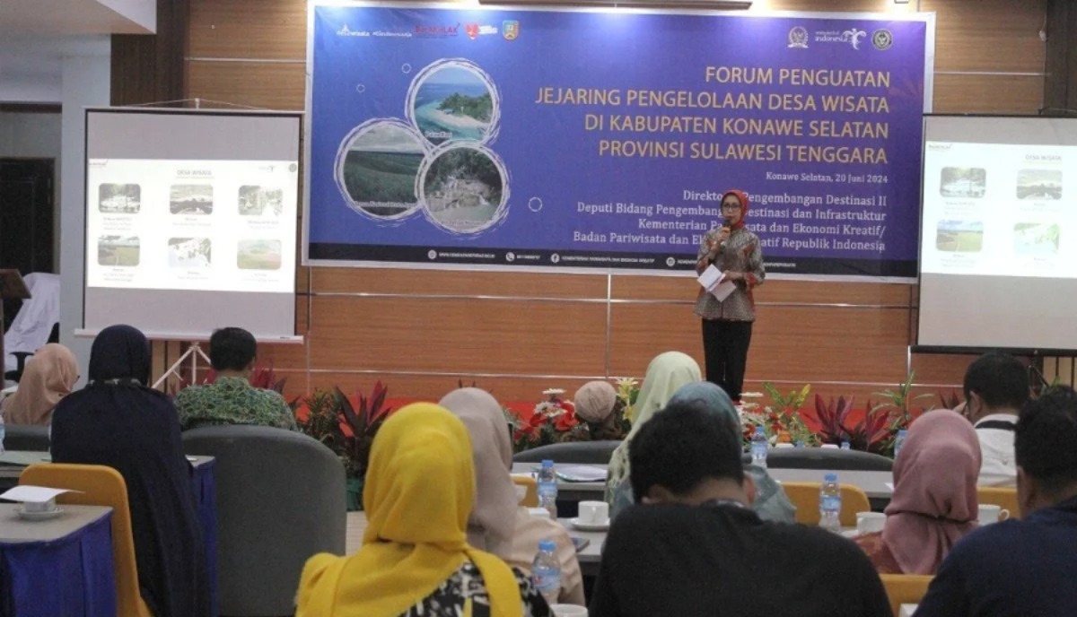 dorong peningkatan kualitas destinasi kemenparekraf gelar penguatan kelola desa wisata di sulteng 75509