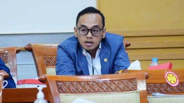 dpr apresiasi kecepatan polisi tangkap preman ganggu latihan drum band anak tk 84187