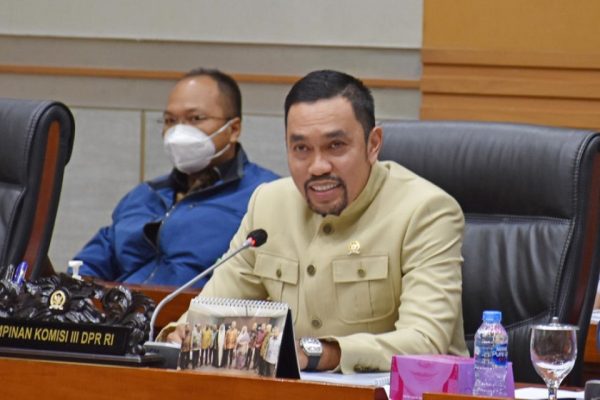 dpr dukung bareskrim polri mengusut kasus binomo 21252