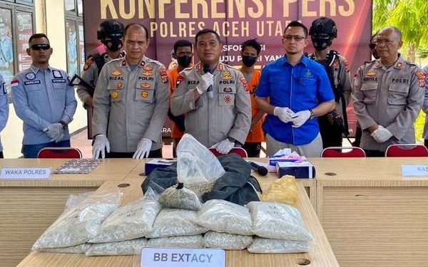 dua pengedar narkoba jaringan internasional senilai rp 68 miliar berhasil ditangkap di aceh 49821