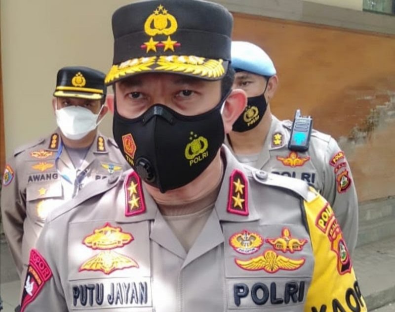 dukung gubernur kapolda bali intruksikan jajaran di pelayanan publik pakai endek 30637