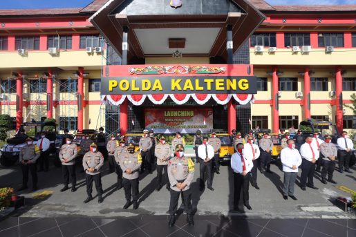 dukung pelaksanaan tugas polri kapolda kalteng lounching apc brimob dan mobil jenazah 30565