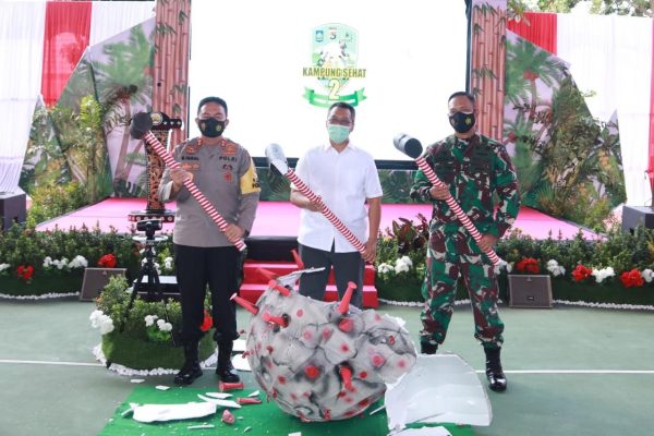 dukung program vaksinasi polda ntb bentuk batalyon vaksinator covid 19 36755