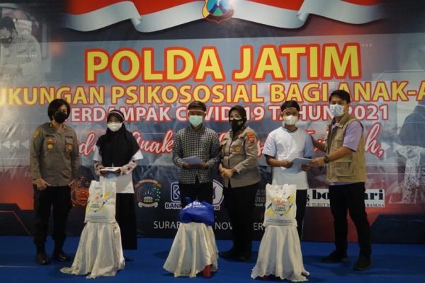 east java regional police chief provides psychosocial support to 70 orphans affected by covid 19 and people with disabilities 43429