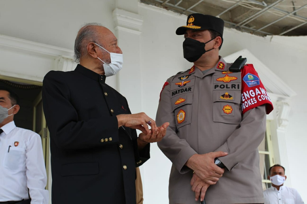 establish synergy new aceh regional police chief gathering with wali nanggroe 41347