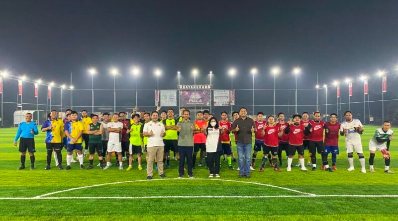 gelar turnamen mini soccer antara polri dan insan pers humas polda kalteng juara 64853