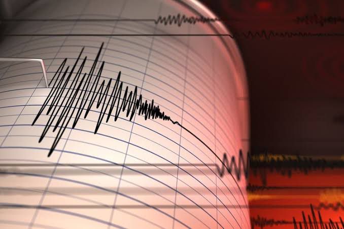 gempa magnitudo 33 guncang wilayah kabupaten sukabumi 73688