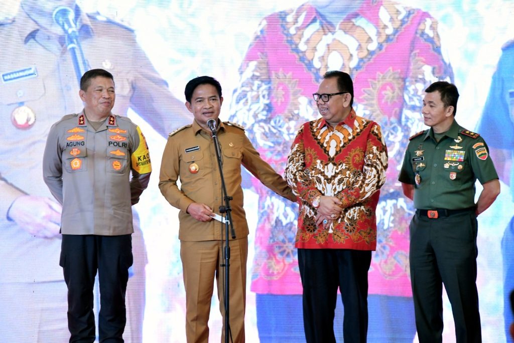 gubernur sumut apresiasi polri dalam jaga kamtibmas selama perayaan nataru 69012