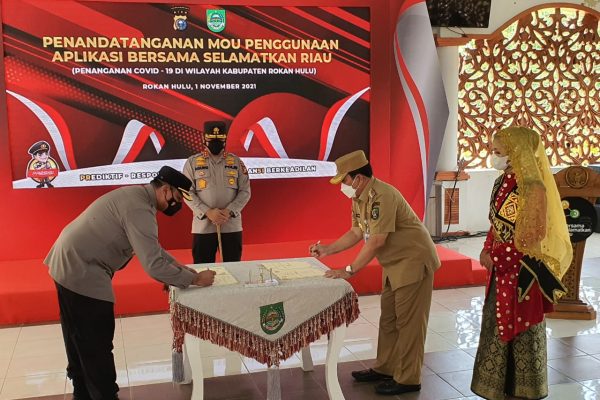 guna memudahkan pemantauan konfirmasi covid 19 kapolda riau launching aplikasi bersama selamatkan riau di rohul 24841