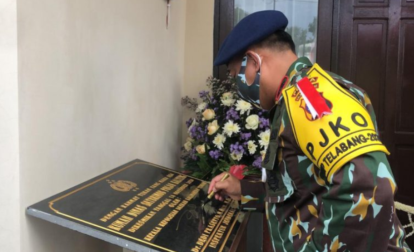 guna meningkatkan kinerja kapolda kalteng resmikan rumah dinas satbrimob 18079