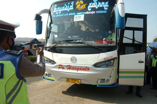 h 7 lebaran polda sumut sekat 9 titik di wilayah sumut 20059