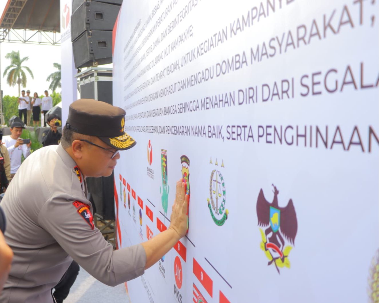 hadiri deklarasi damai kapolda lampung mari jaga kerukunan dan persatuan 66120