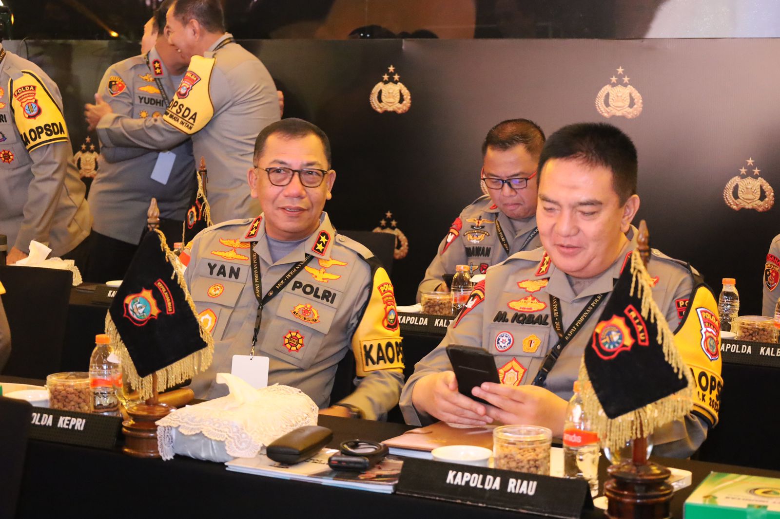 hadiri rapim tni polri kapolda kepri pastikan siap lakukan arahan presiden 70843