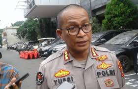 hari bhayangkara ke 74 kapolda metro jaya berikan penghargaan 84 personel tim pemulasaran jenazah covid 19 36434