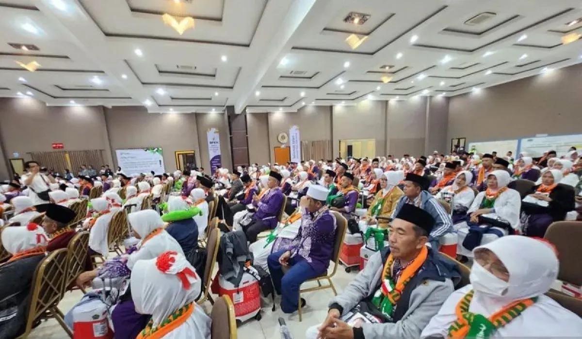 hari ini kemenag berangkatkan 6 738 calon haji ke tanah suci 74383