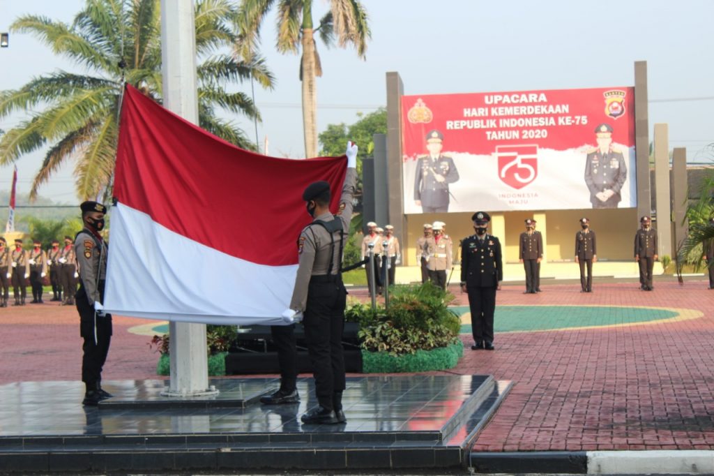 hut ke 75 ri polda banten gelar upacara bendera 34940
